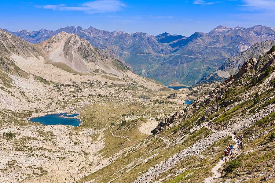 GR® 10 - Lac de Madamète. Crédit : GUIZIOU Franck / HEMIS