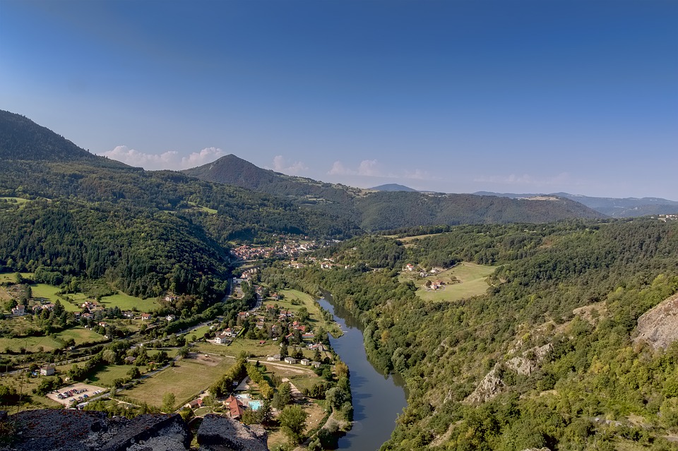 GR 3 - De Chabreloche à Retournac